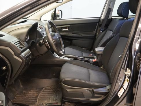 Used 2014 Subaru Impreza 2.0i Sport Premium AWD/4WD image 4