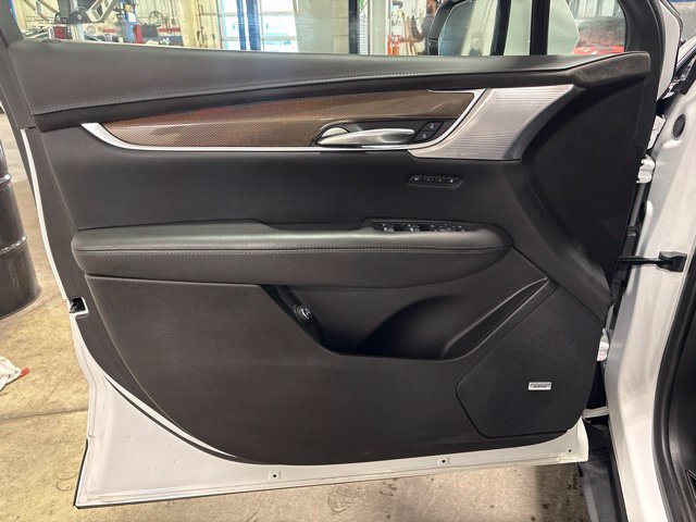Used 2023 Cadillac XT5 Sportv w/ Platinum Package AWD/4WD image 10