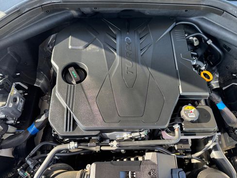 Used 2023 Genesis GV70 2.5T w/ Select Package image 22