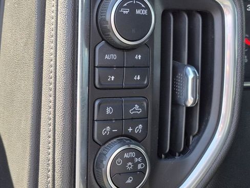 Used 2022 Chevrolet Silverado 1500 High Country AWD/4WD image 13