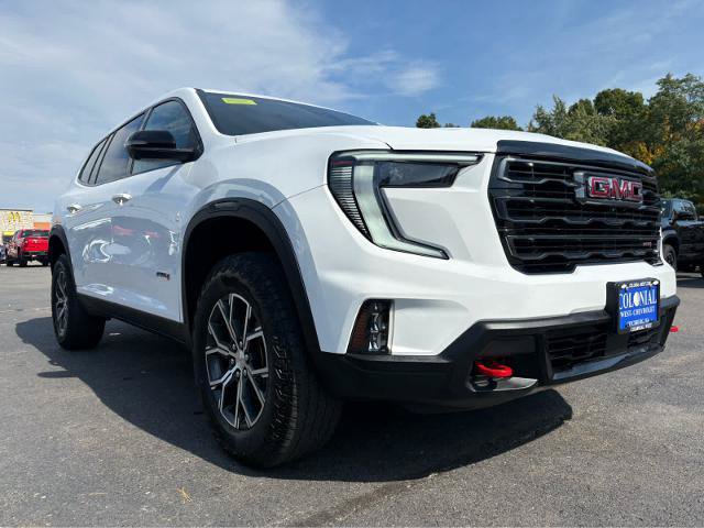 Used 2024 GMC Acadia AT4 w/ Luxury Package AWD/4WD image 3