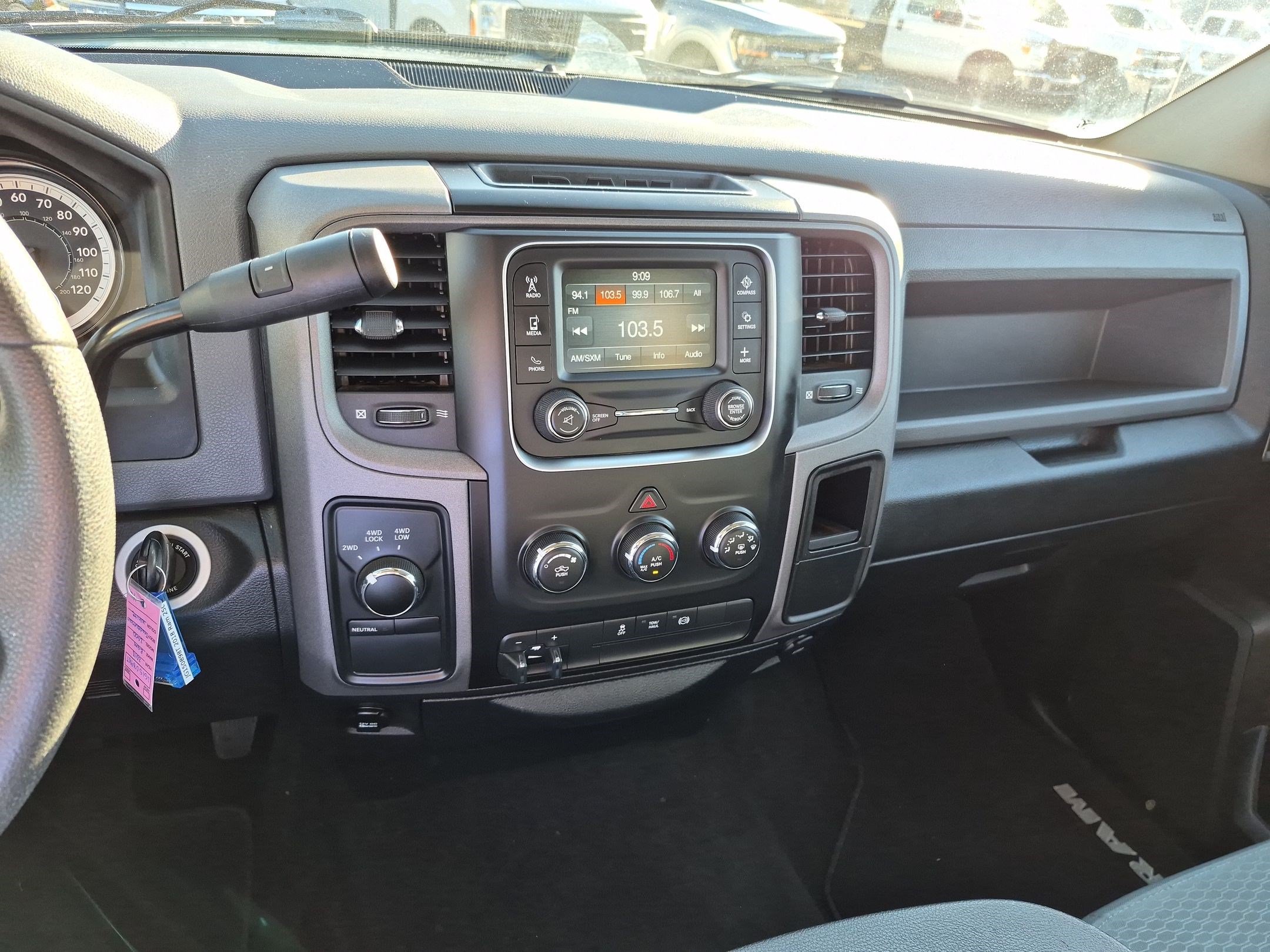 Used 2018 RAM 2500 Tradesman w/ Chrome Appearance Group AWD/4WD image 26