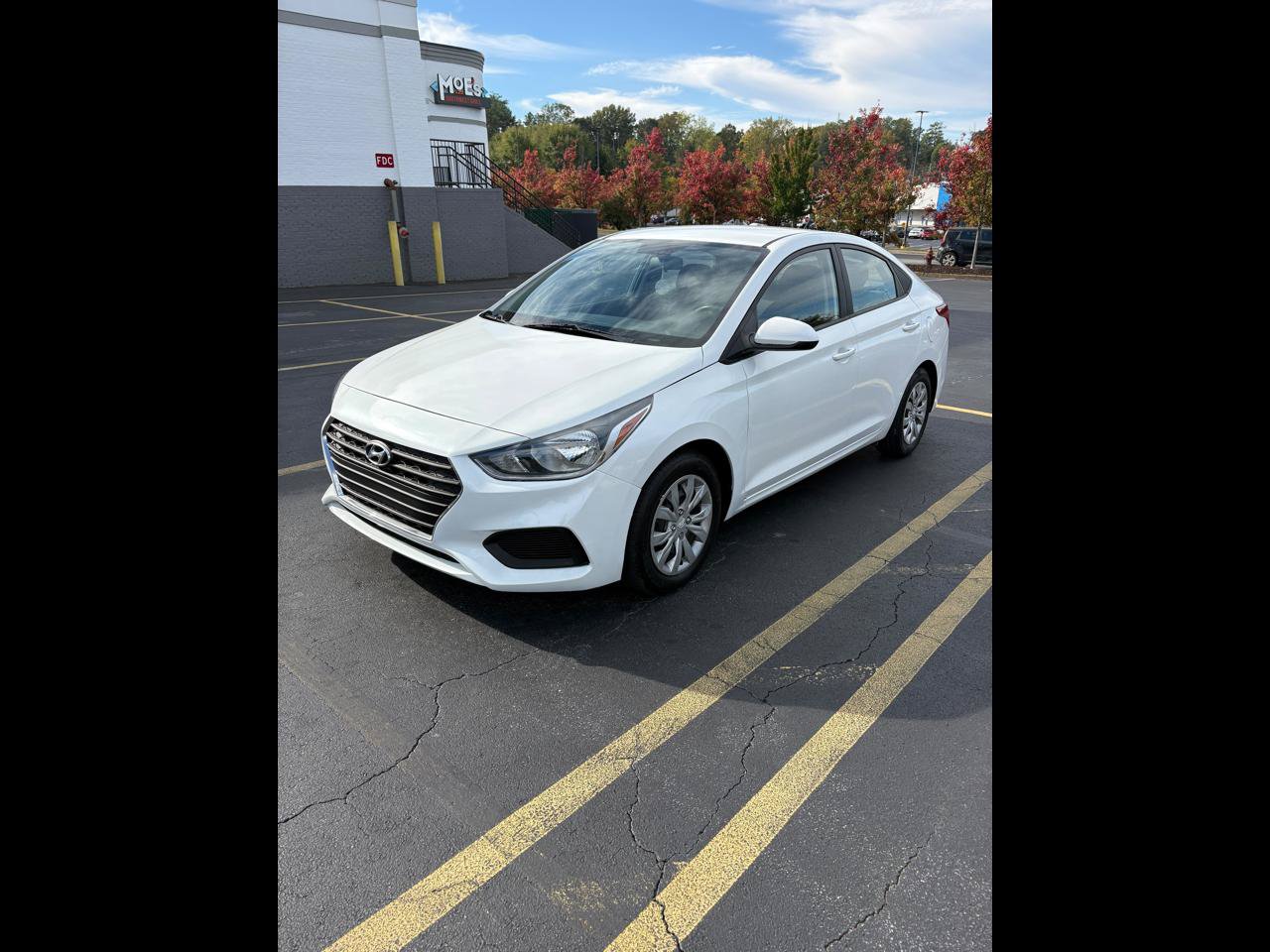 Used 2021 Hyundai Accent SE FWD image 1