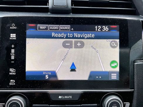 Used 2018 Honda Civic Touring image 28
