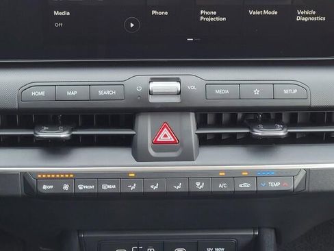 Used 2025 Kia K4 LXS image 16