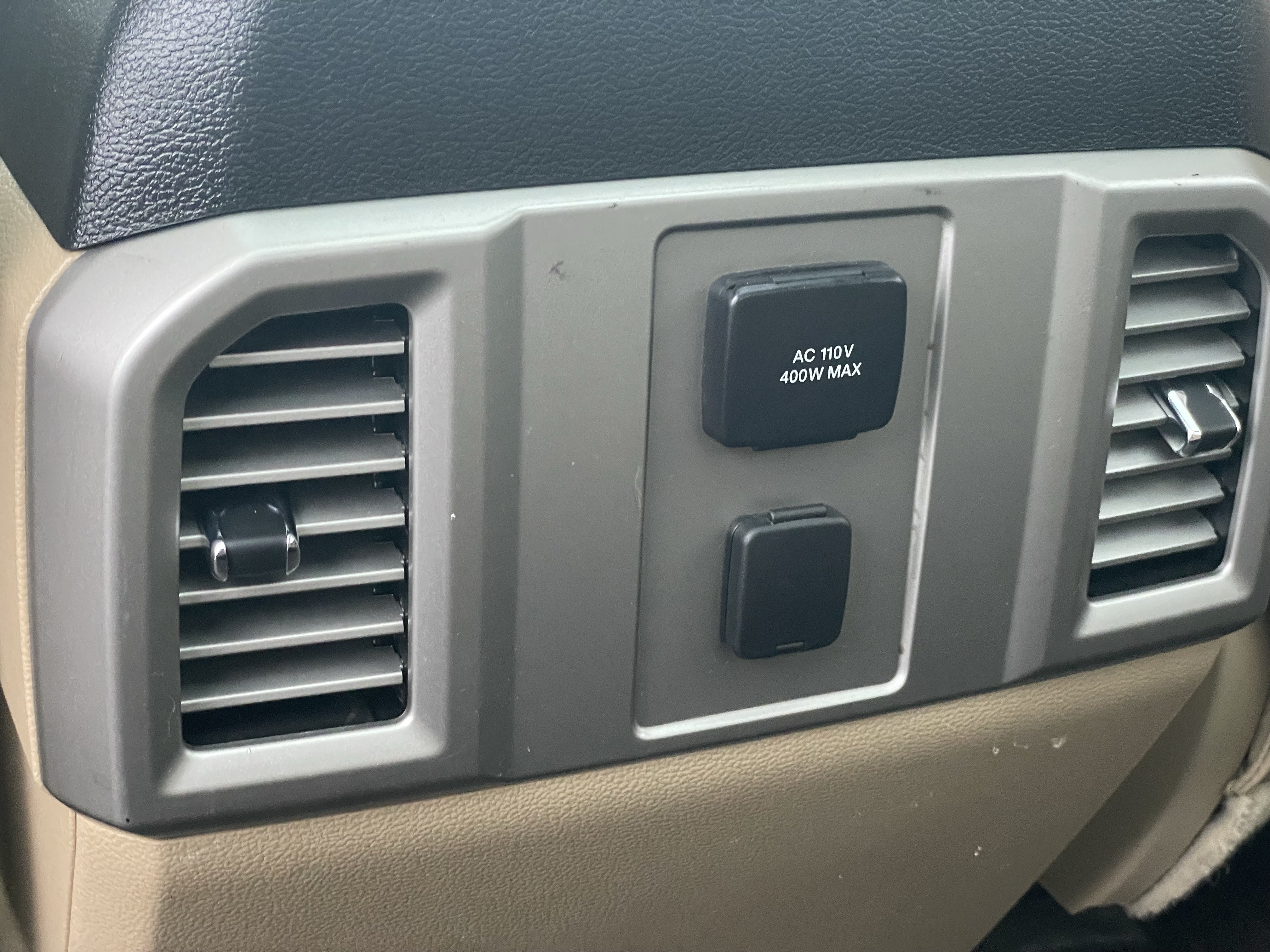 Used 2017 Ford F350 Lariat AWD/4WD image 31