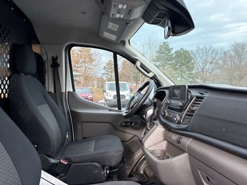 Used 2024 Ford Transit 250 Low Roof w/ Exterior Upgrade Package image 21