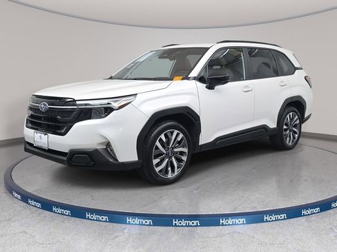 Used 2025 Subaru Forester Touring image 1