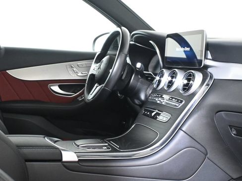 Certified 2022 Mercedes-Benz GLC 300 4MATIC image 33