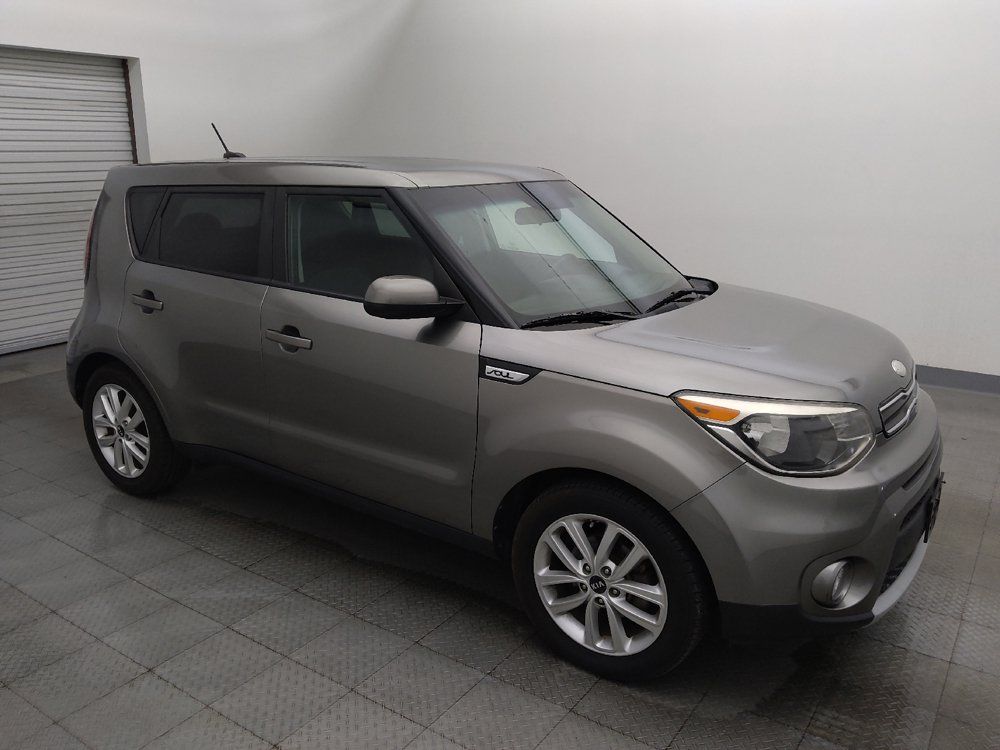 Used 2019 Kia Soul + FWD image 11