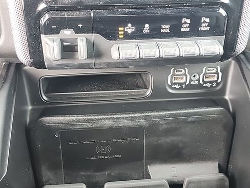 Certified 2020 RAM 1500 Limited image 39