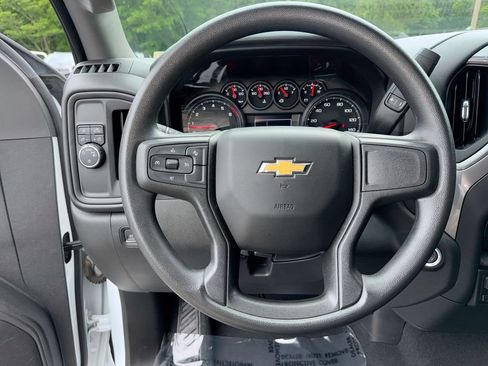 Used 2024 Chevrolet Silverado 2500 Custom w/ Custom Convenience Package RWD image 16