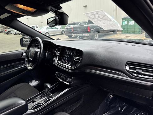 Used 2022 Dodge Durango SXT w/ Blacktop Package image 19