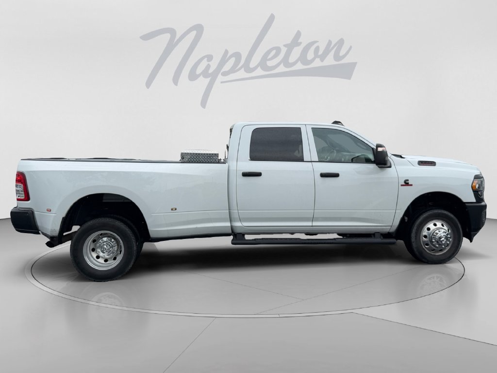 Used 2023 RAM 3500 Tradesman w/ Bed Utility Group AWD/4WD image 7