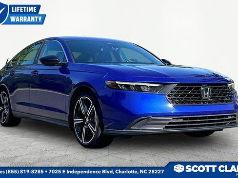 Used 2024 Honda Accord Sport image 1