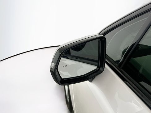 Used 2024 Honda Prologue EX image 16