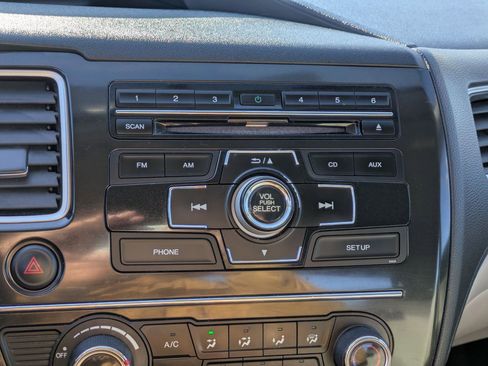 Used 2013 Honda Civic LX image 22