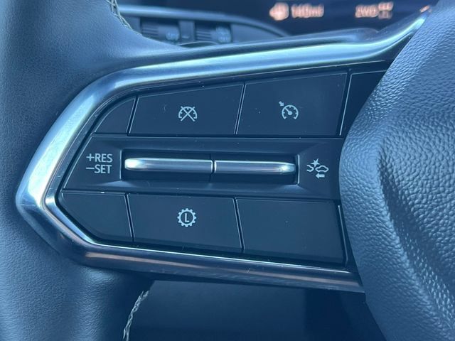 Used 2026 Chevrolet Traverse LT AWD/4WD image 19