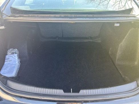 Used 2023 Chevrolet Malibu LT image 33