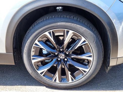 Used 2024 MAZDA CX-90 Plug-In Hybrid w/ Premium Plus AWD/4WD image 16