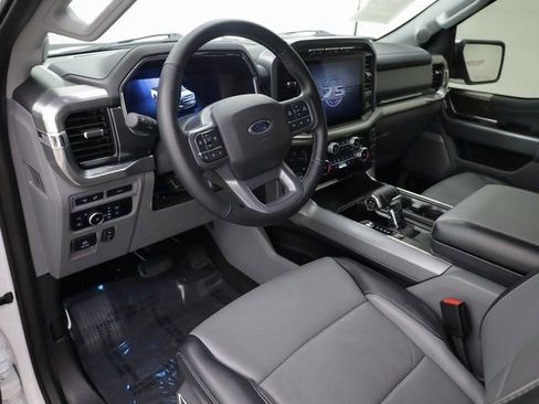 Used 2023 Ford F150 Lariat w/ Max Trailer Tow Package image 6