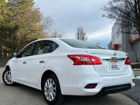 Used 2016 Nissan Sentra SV w/ Style Package image 11