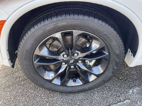 Used 2024 Dodge Durango GT image 34