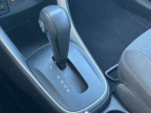 Used 2018 Chevrolet Trax LS AWD/4WD image 21