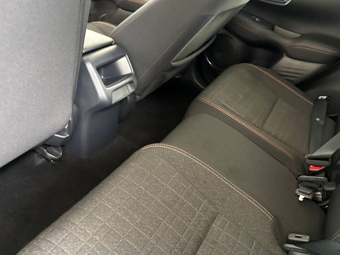 Used 2025 Honda HR-V Sport image 25