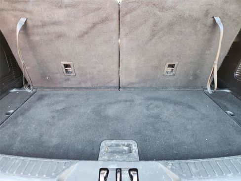 Used 2020 Ford Explorer XLT RWD image 24