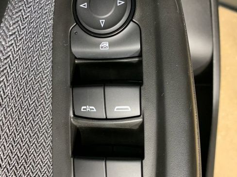 Used 2025 Chevrolet TrailBlazer LT image 17