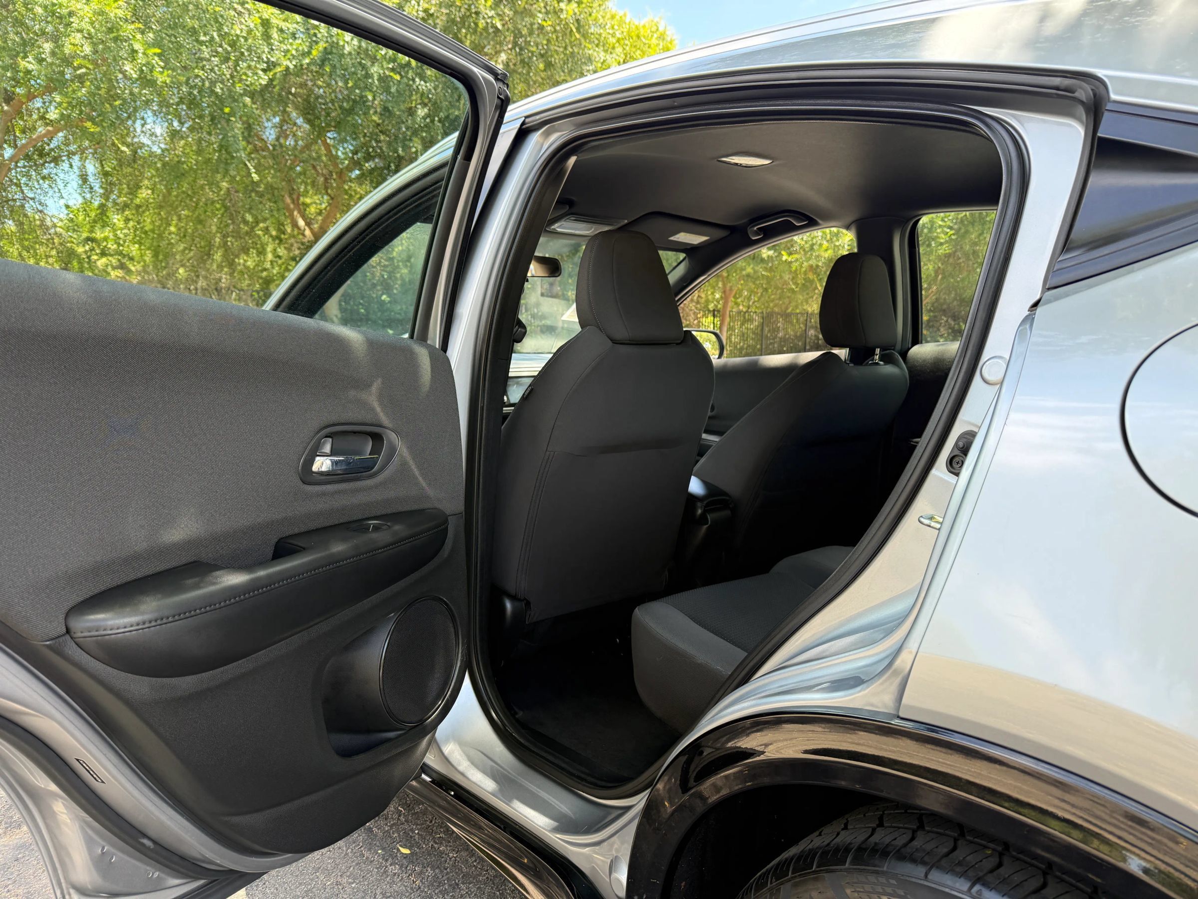Used 2019 Honda HR-V Sport image 14