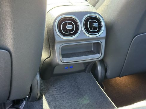 Certified 2025 Mercedes-Benz C 300 4MATIC Sedan image 12