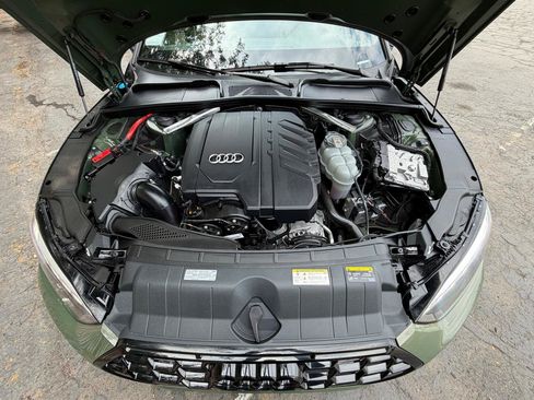 Used 2024 Audi A5 2.0T Premium Plus w/ Premium Plus AWD/4WD image 8