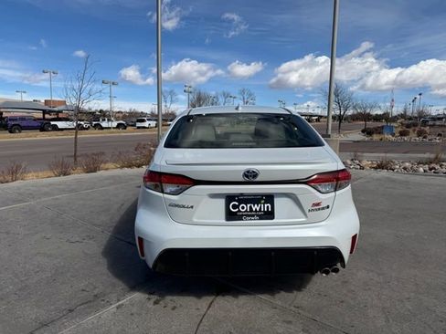 Used 2023 Toyota Corolla SE w/ SE Package image 6