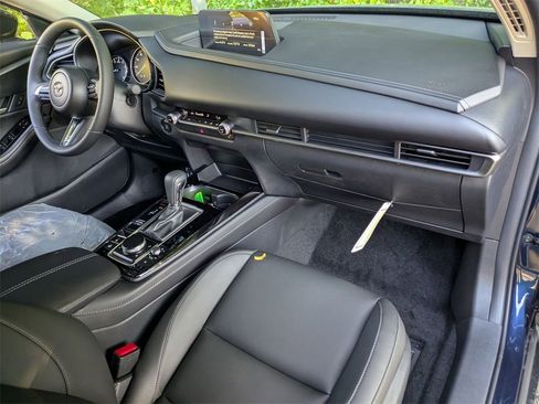 New 2025 MAZDA CX-30 AWD 2.5 S w/ Select Sport Pkg image 29