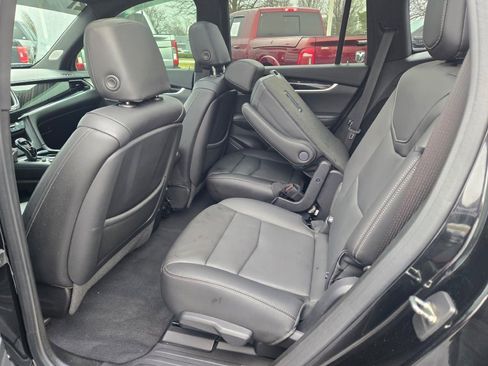 Used 2021 Cadillac XT6 Premium Luxury image 17