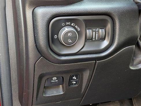 Certified 2019 RAM 1500 Laramie image 14