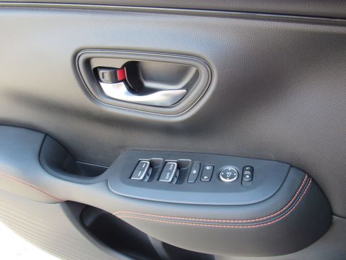Certified 2024 Honda HR-V Sport image 17