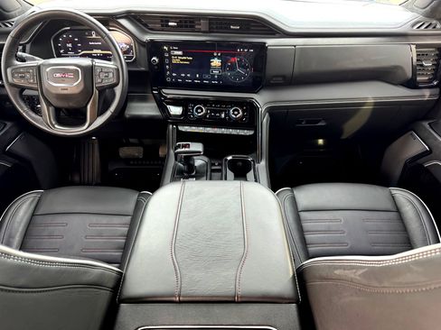 Used 2024 GMC Sierra 1500 AT4X image 27