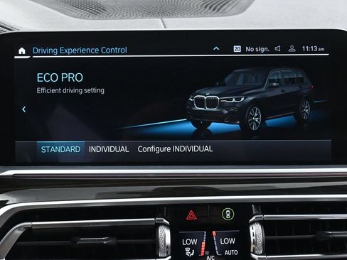 Used 2021 BMW X7 xDrive40i w/ M Sport Package AWD/4WD image 42