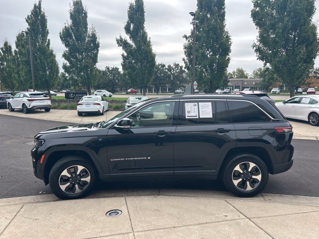 Used 2023 Jeep Grand Cherokee 4WD 4xe image 4