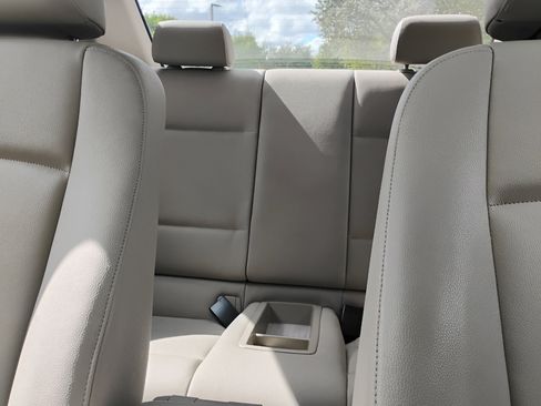 Used 2009 BMW 128i Coupe image 23