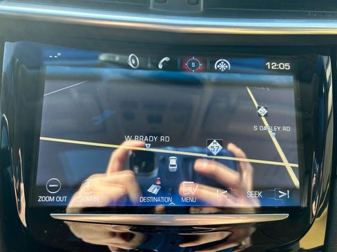 Used 2013 Cadillac XTS Premium image 24