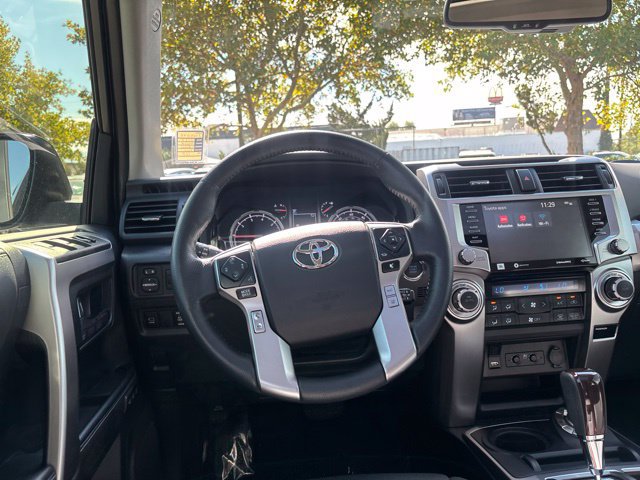 Used 2023 Toyota 4Runner Limited AWD/4WD image 37