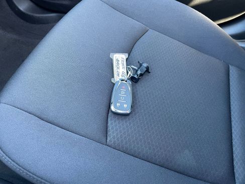 Used 2024 Chevrolet Malibu LT image 21