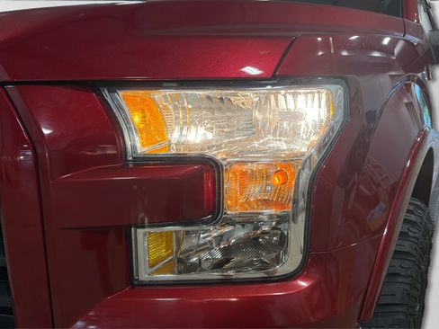 Used 2016 Ford F150 XLT w/ Equipment Group 302A Luxury AWD/4WD image 14