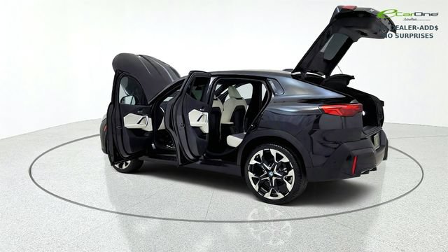 Used 2026 BMW X2 xDrive28i AWD/4WD image 16