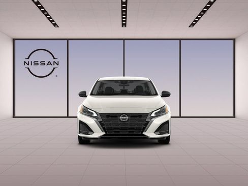 New 2026 Nissan Altima 2.5 SV FWD image 2