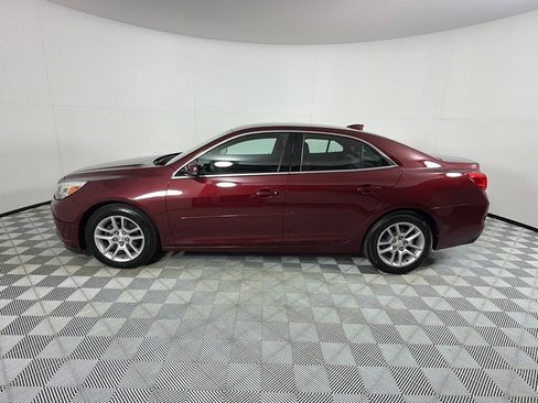 Used 2015 Chevrolet Malibu LT w/ Power Convenience Package FWD image 7